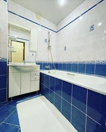 80 м², 3-комнатная квартира
